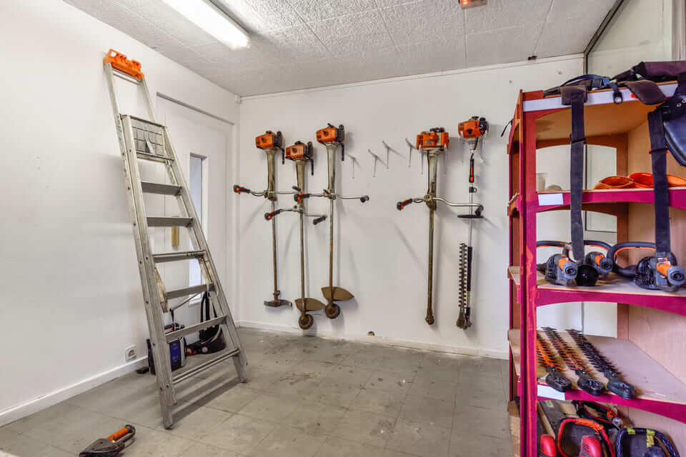 matériel de paysagiste récent et de qualité